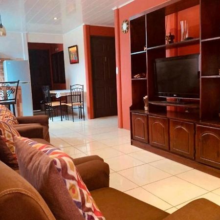 Bamboo Arenal Apartment La Fortuna Bagian luar foto