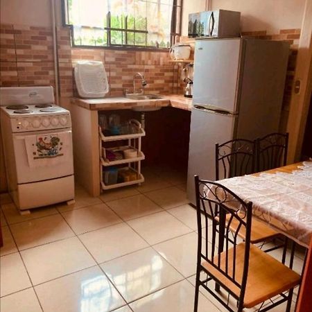 Bamboo Arenal Apartment La Fortuna Bagian luar foto